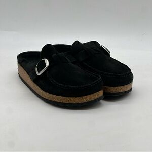 Birkenstock Buckley Clogs. Size 7